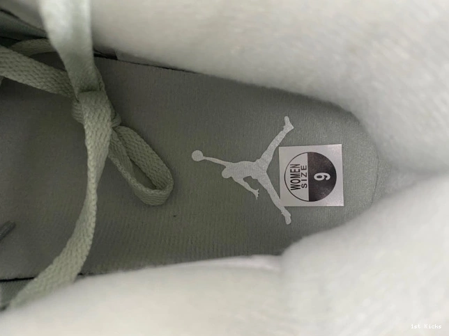 (W) 4 Air Seafoam Jordan HV0823-003 0815